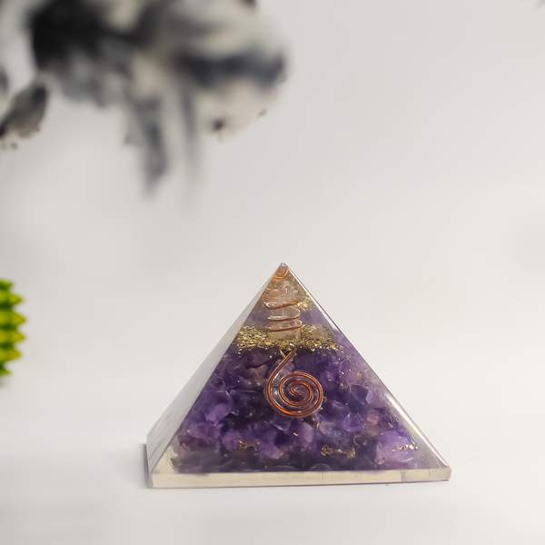 Amethyst Orgone Pyramid for Serenity & Spiritual Awakening