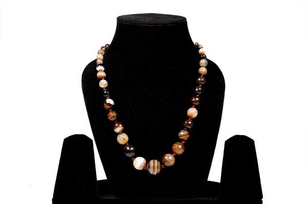 Balance Karmic Energies in Style Sulemani Hakik Ladies Mala for Rahu & Shani