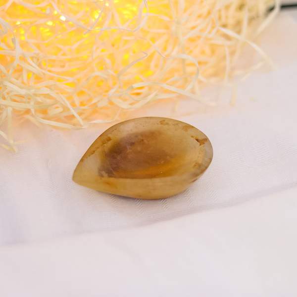 Calcite Crystal Diya for Home Temple Décor & Healing Energy