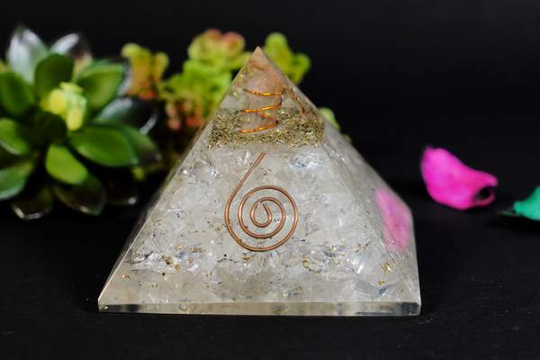 Clear Quartz Orgone Pyramid for Clarity, Energy & Balance 2