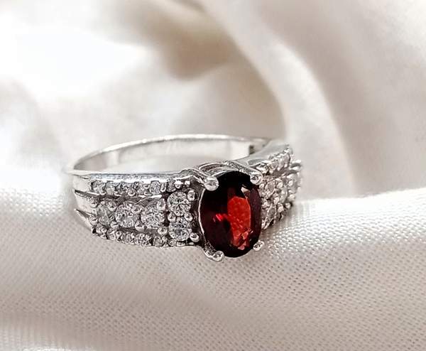Garnet Silver Ring for Ignite Passion, Strength & Vitality 2
