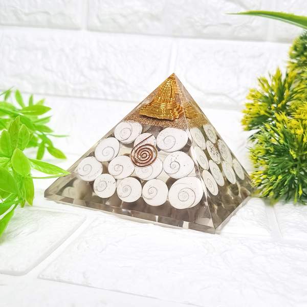 Gomati Chakra Orgone Pyramid for Spiritual Harmony