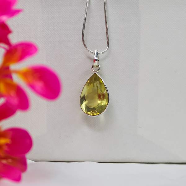 Lemon Quartz Silver Pendant for Clarity & Positivity 2