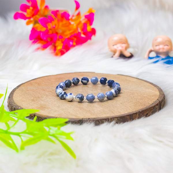 Sodalite Faceted Healing Bracelet – Clarity, Truth & Communication 7