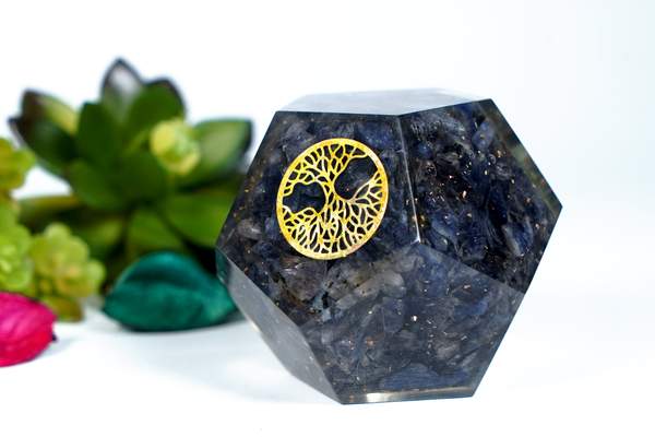 Sodalite Orgone Dodecahedron for Intuition, and Mental Clarity