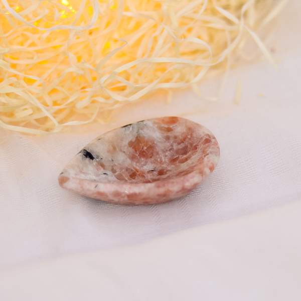 Sunstone Crystal Diya for Home Temple, Chakra Energy Healing